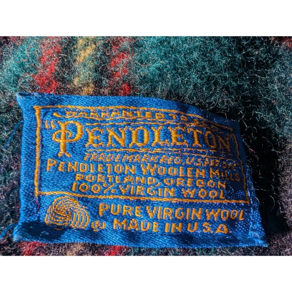 Vintage Wool Pendleton Blanket: Plaid Stadium Picnic Blanket - Picture 8 of 11